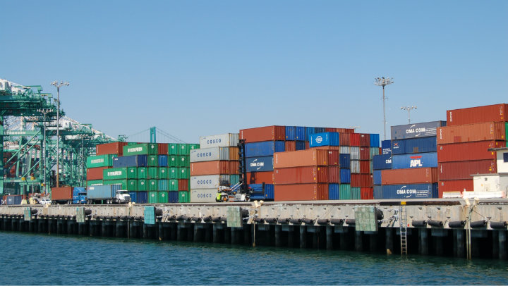 ロングビーチ港、ロングビーチ港のコンテナ取扱い量は全米１位、２位！